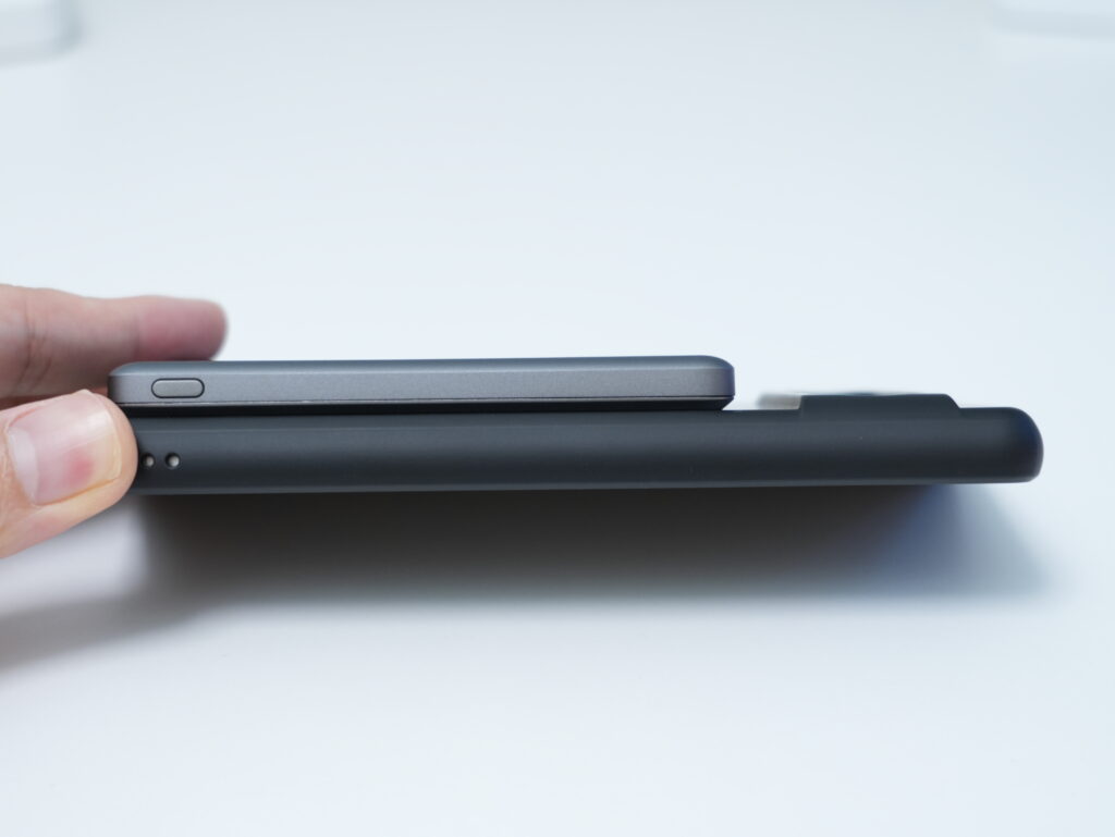 TORRAS MiniMagの5,000mAhの厚み