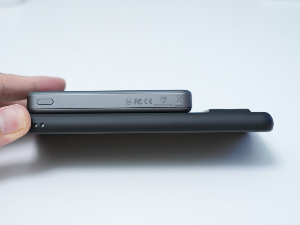 TORRAS MiniMagの10,000mAhの厚み