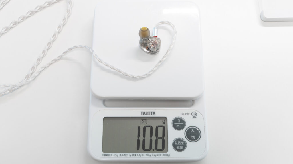 Linsoul Kiwi Ears Orchestra IIの片耳の重さ