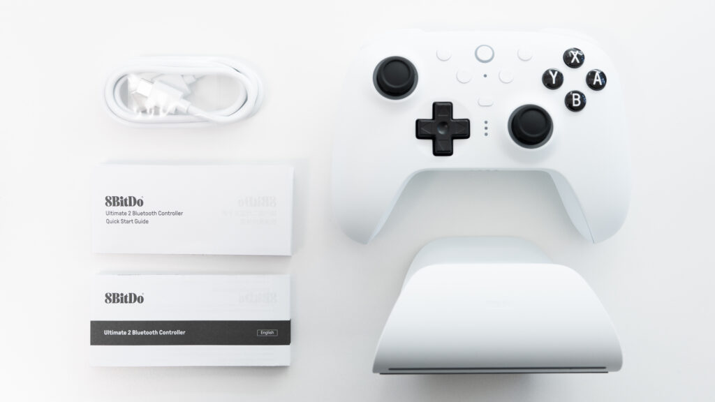 8BitDo Ultimate 2 Bluetoothのパッケージ内容一覧