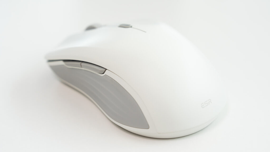 ESR MagMouseの斜め横からの写真